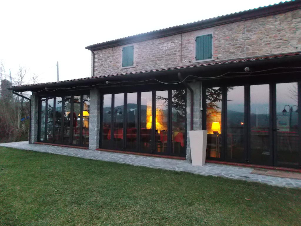 La Cerreta Hotel Rocca San Casciano Buitenkant foto